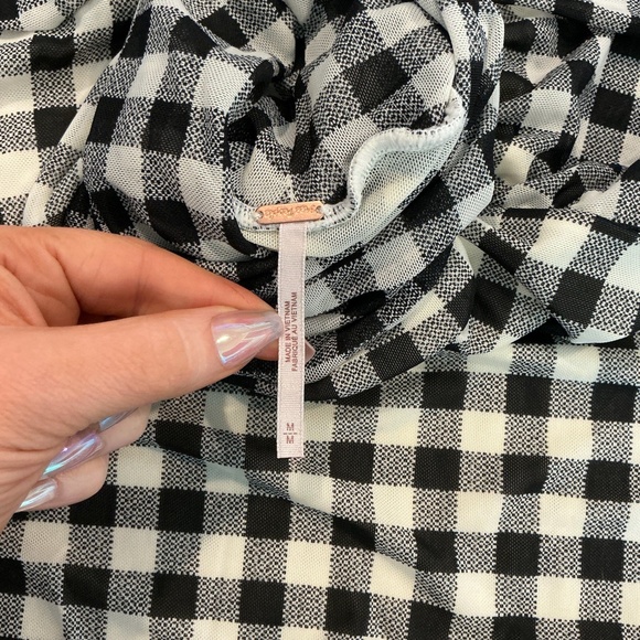 Free People Gather Turtleneck Top Black Combo Gingham Mesh Puff Sleeve M NWT - Picture 11 of 14